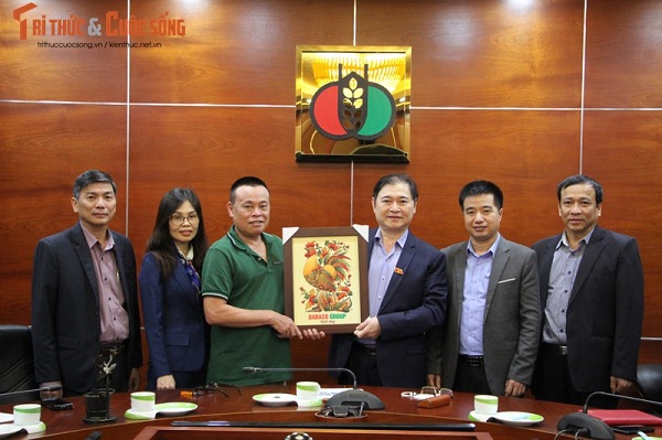 Chủ tịch VUSTA Phan Xuân Dũng thăm và làm việc với Tập đoàn DABACO